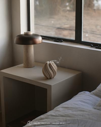 LAWA Swirl Candle