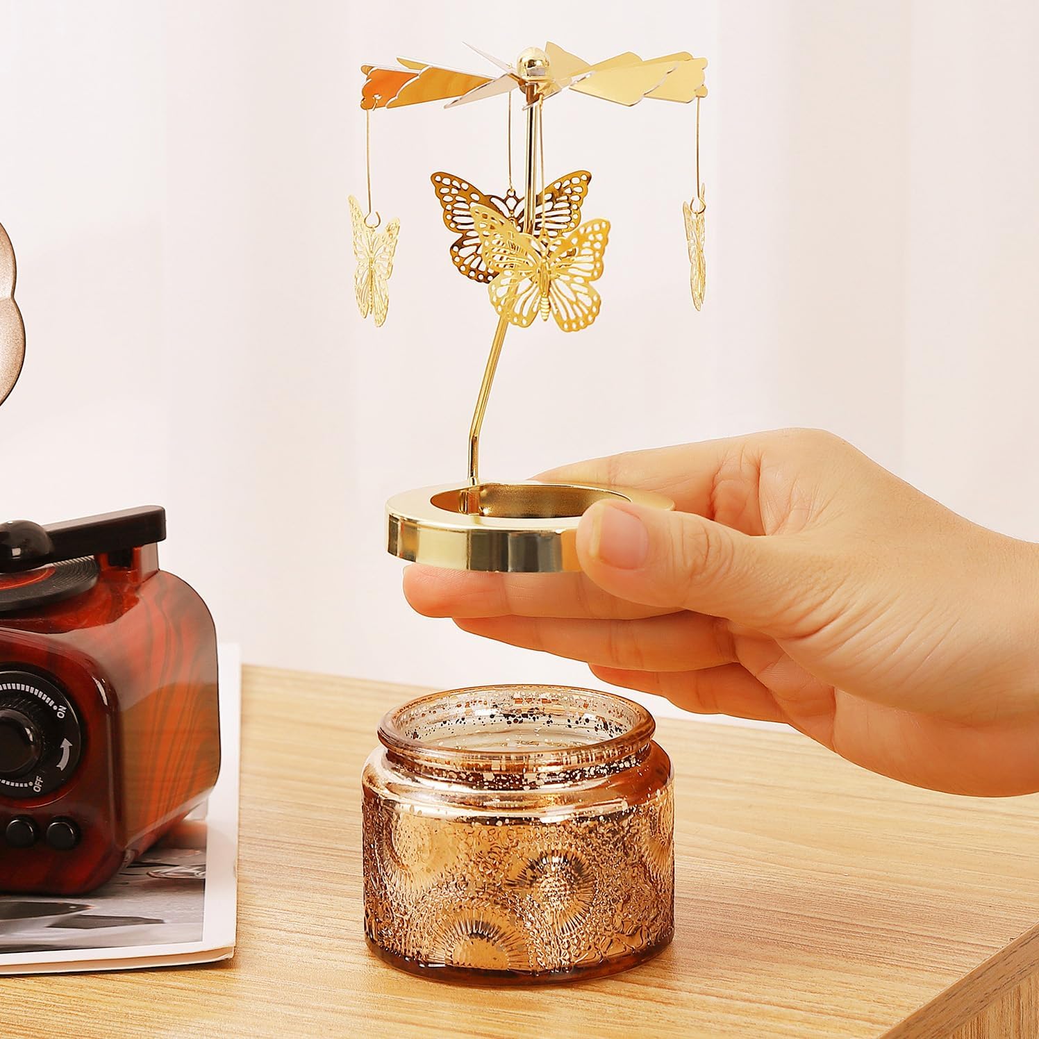 DAISRED Rotating Scented Candle Gift for Women
