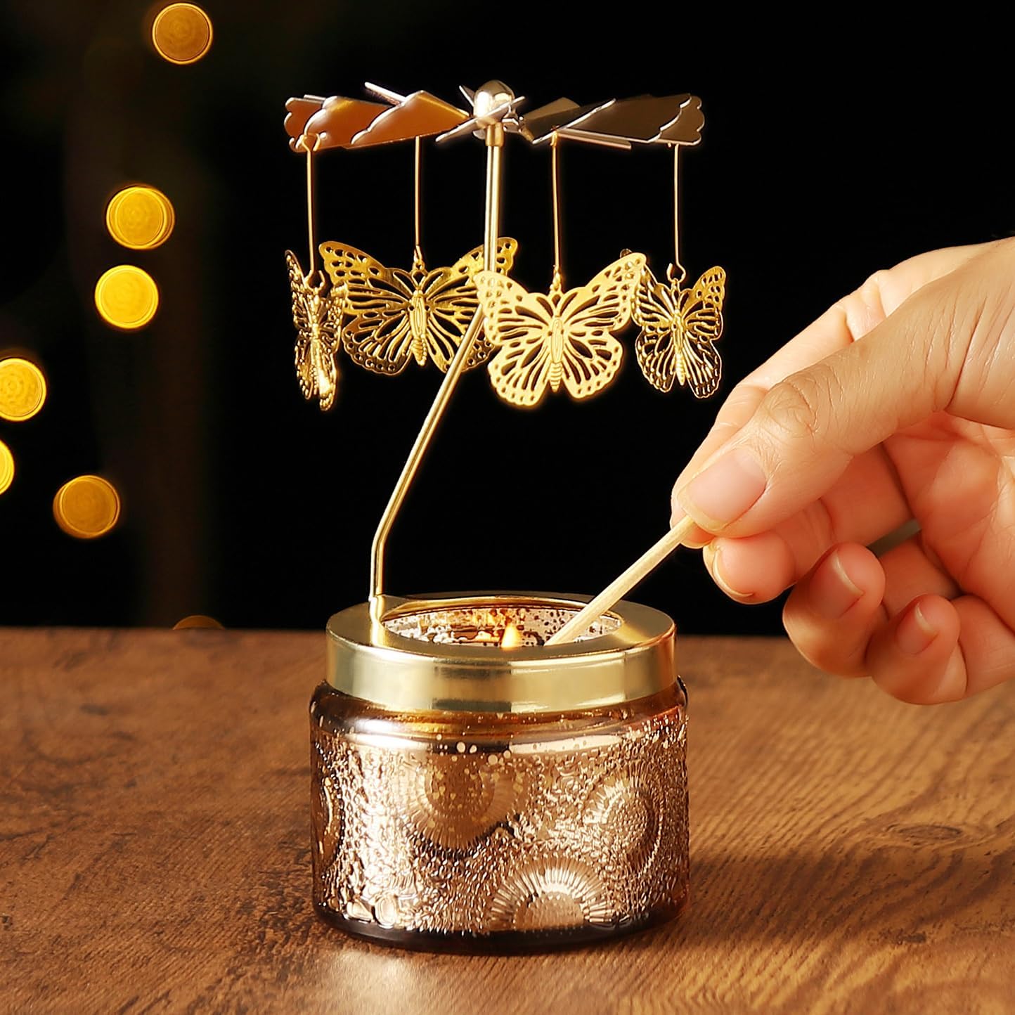 DAISRED Rotating Scented Candle Gift for Women